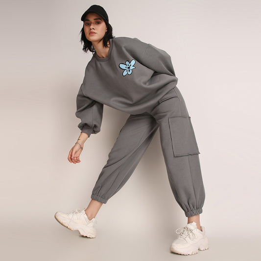 FLOWER POWER OVERSIZED SWEATSHIRT